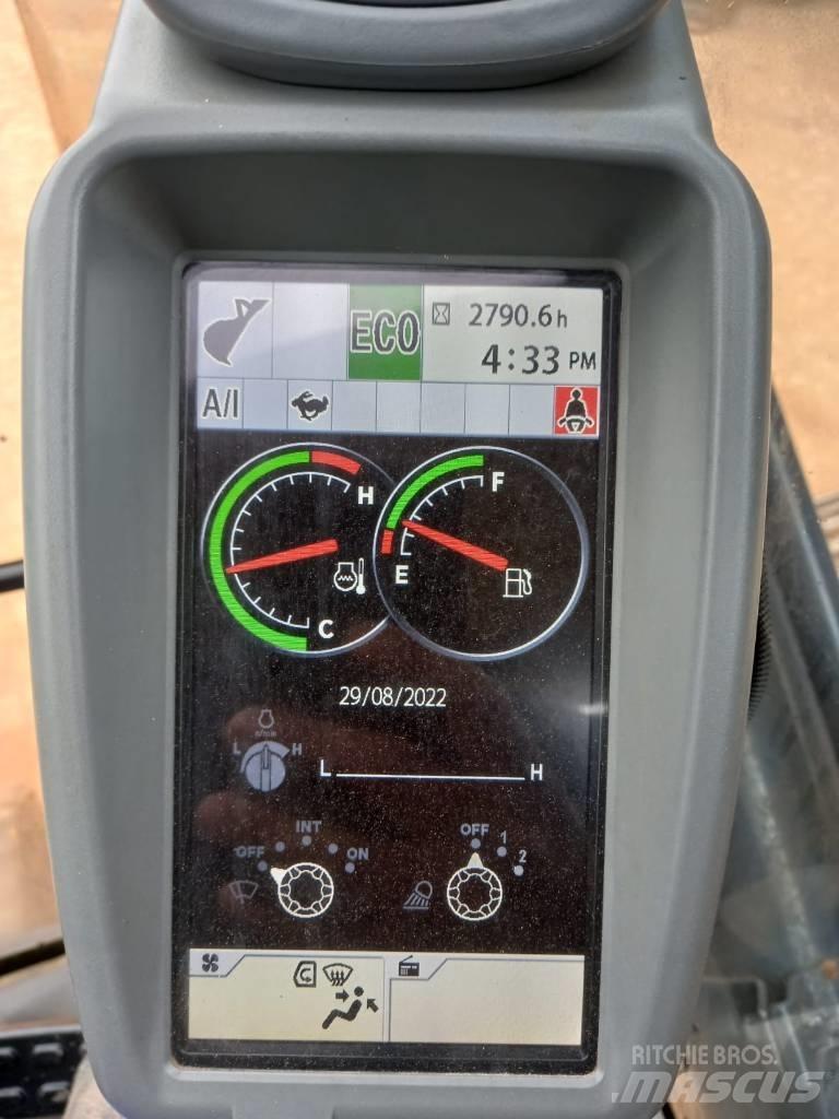 DEERE 210G 대형 굴삭기 29톤 이상