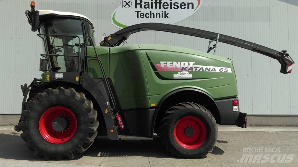 Fendt Katana 65 자동 초지기계