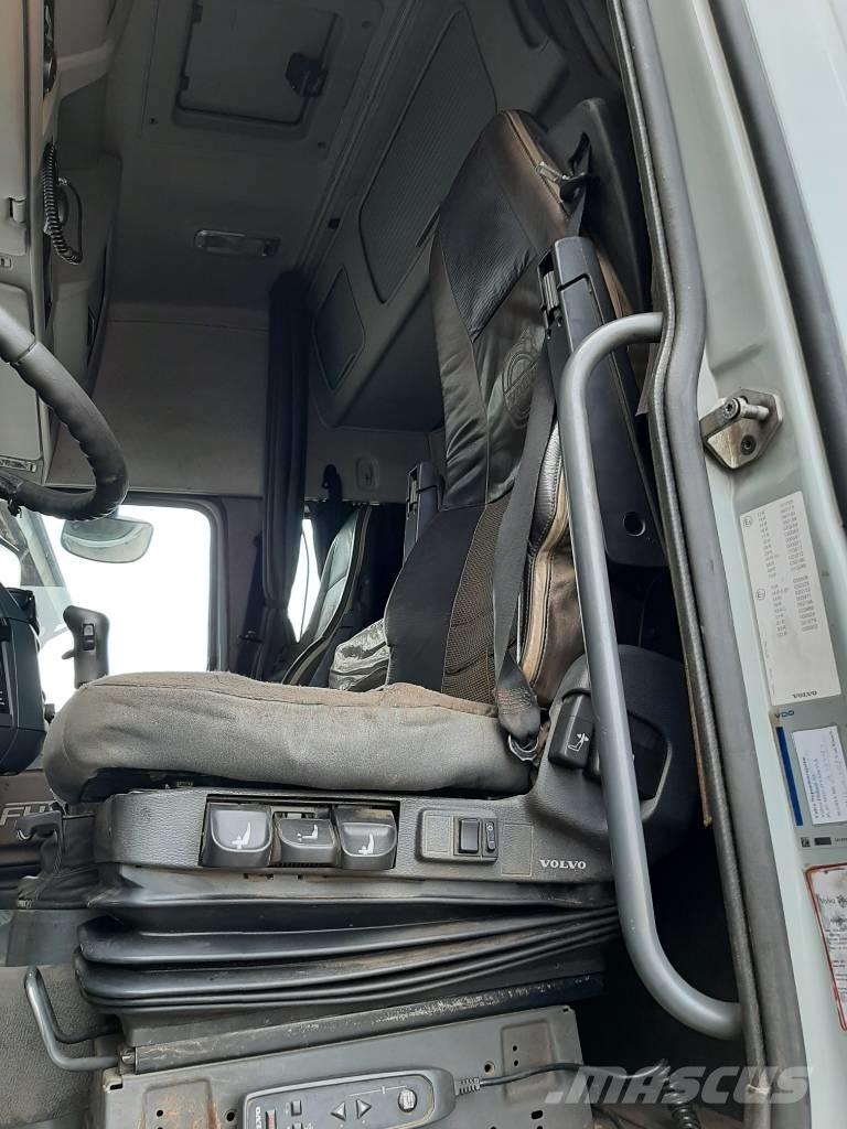 Volvo FH 16 목재 트럭