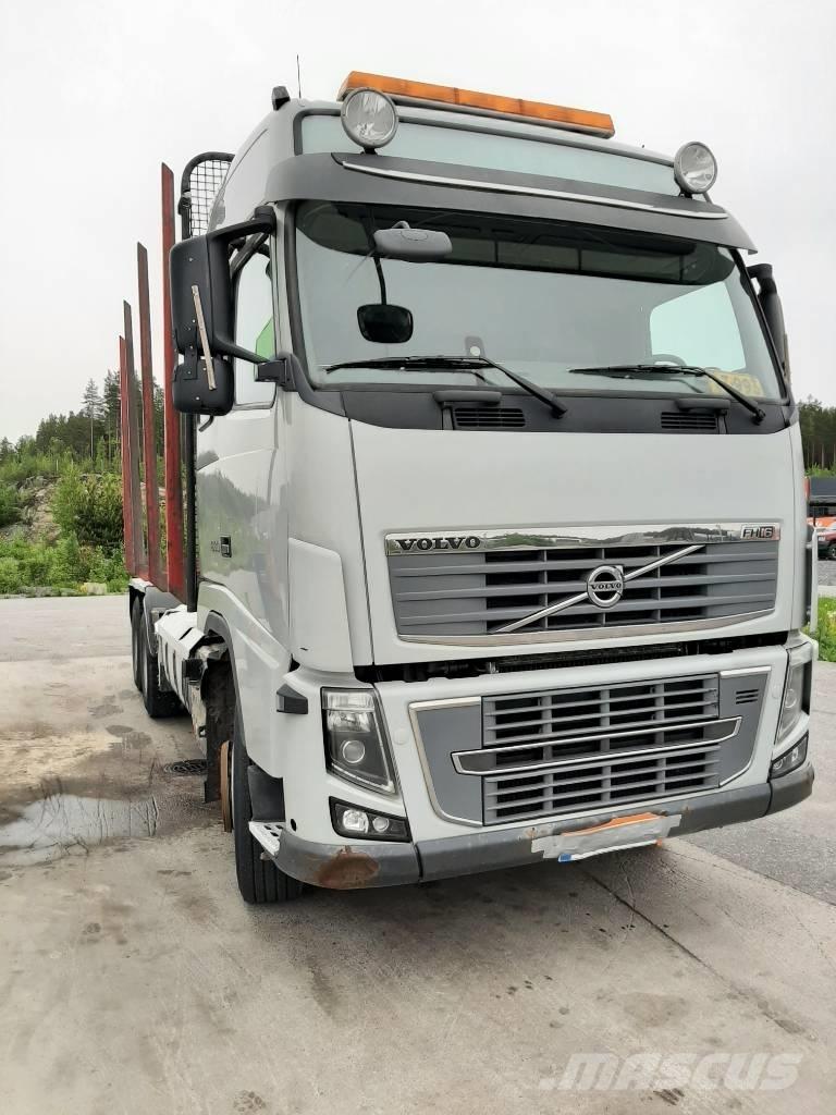 Volvo FH 16 목재 트럭
