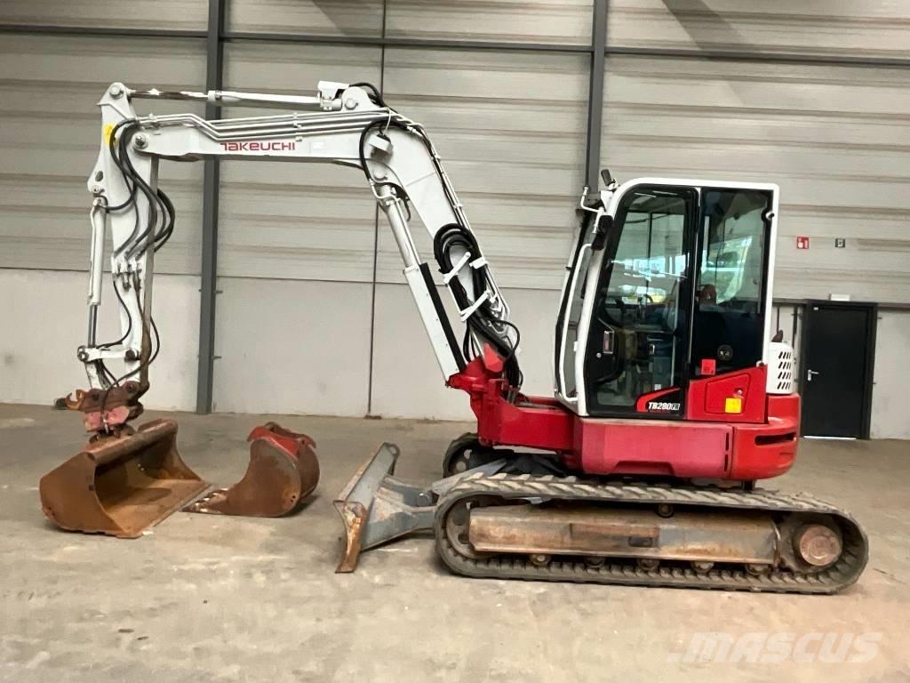 Takeuchi TB 280 FR 중형굴삭기 7톤-28톤