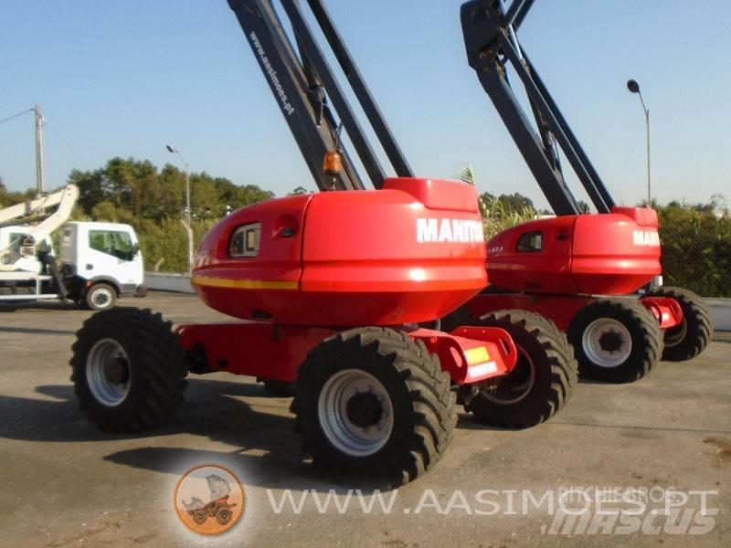 Manitou 200 ATJ 관절형 전동이동 리프트