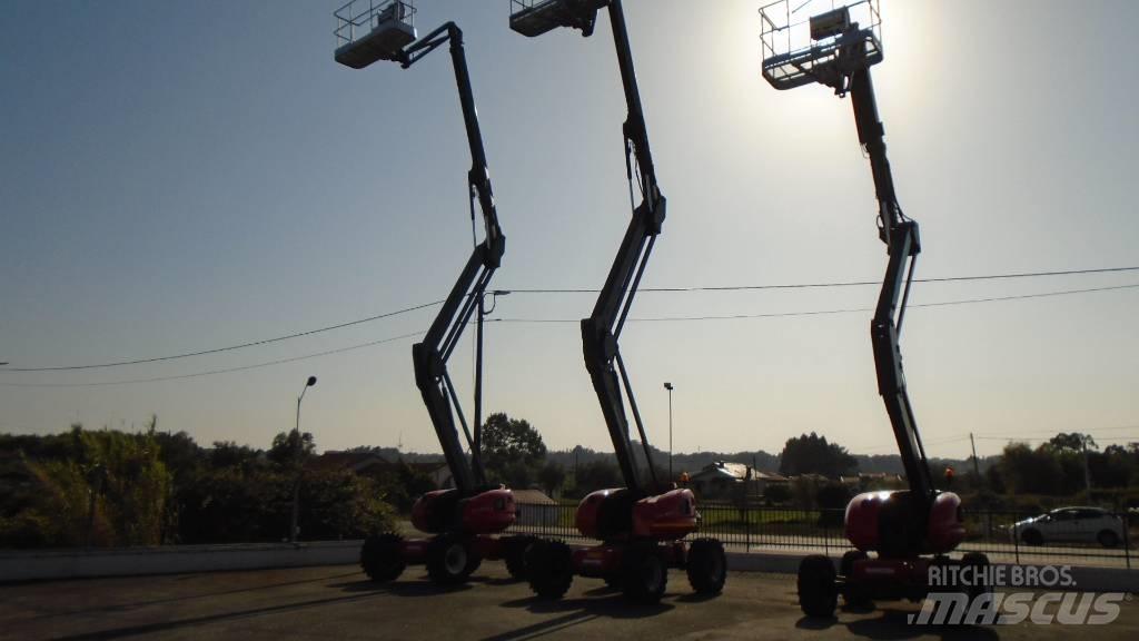 Manitou 200 ATJ 관절형 전동이동 리프트