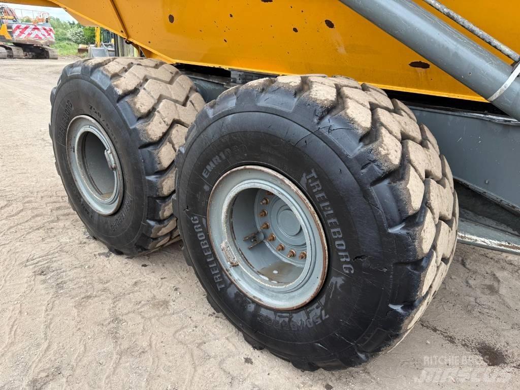 Liebherr TA 230 연결식 홀러