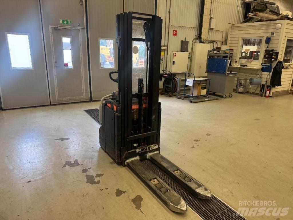 BT Toyota SPE 120 L 포크리프트