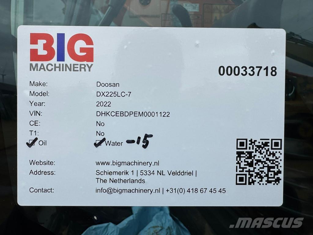 Doosan DX225LC-7 대형 굴삭기 29톤 이상