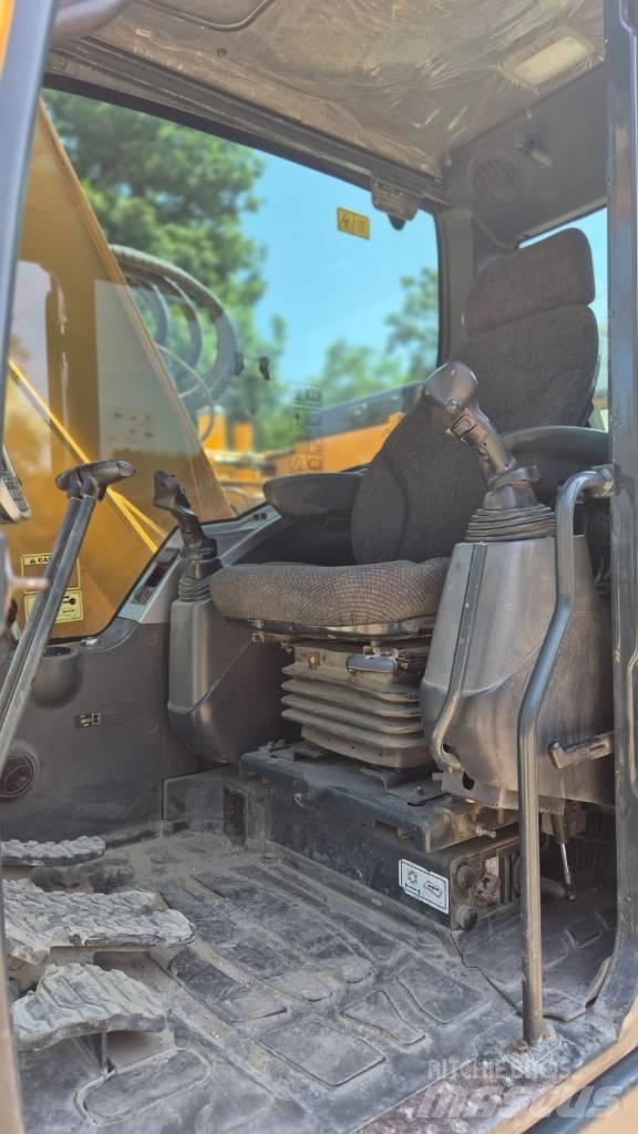 Hyundai HX 145 LCR 대형 굴삭기 29톤 이상