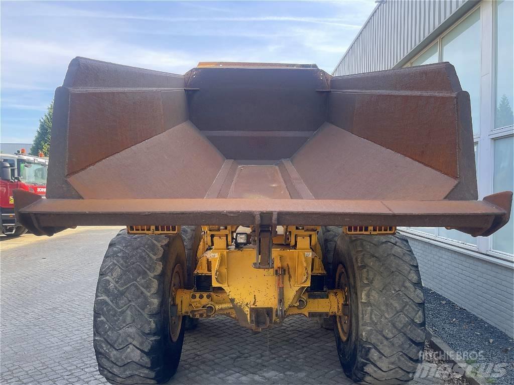 Volvo A25E 연결식 홀러