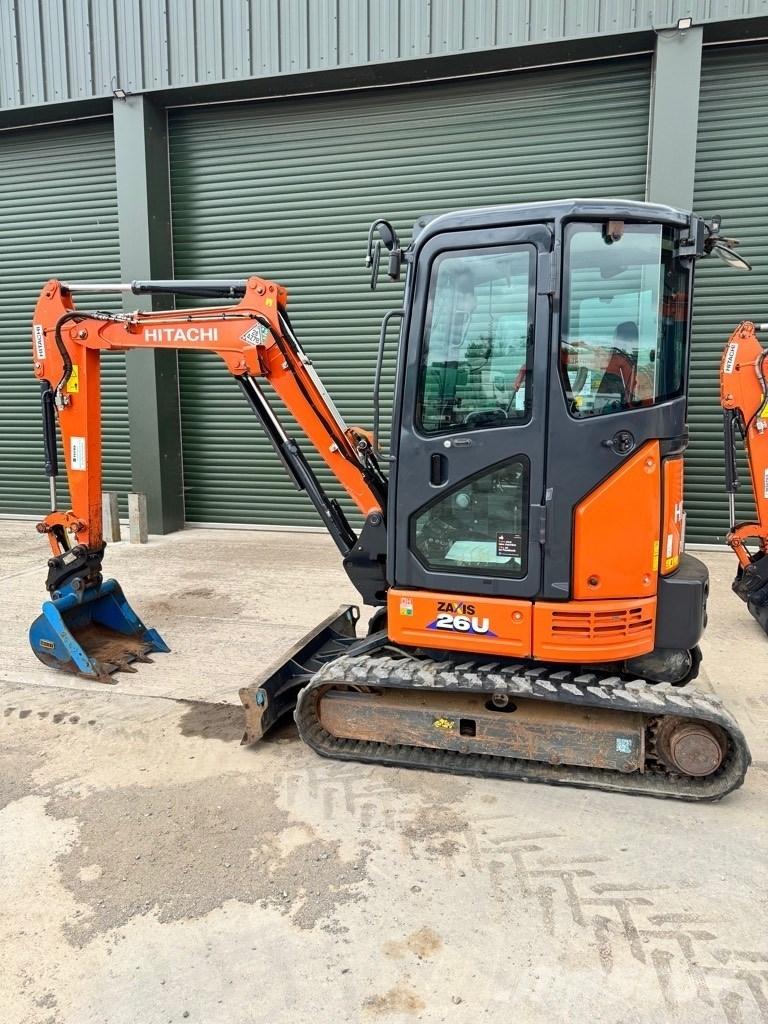 Hitachi ZX 26 U-6 CR 소형 굴삭기 7톤 미만