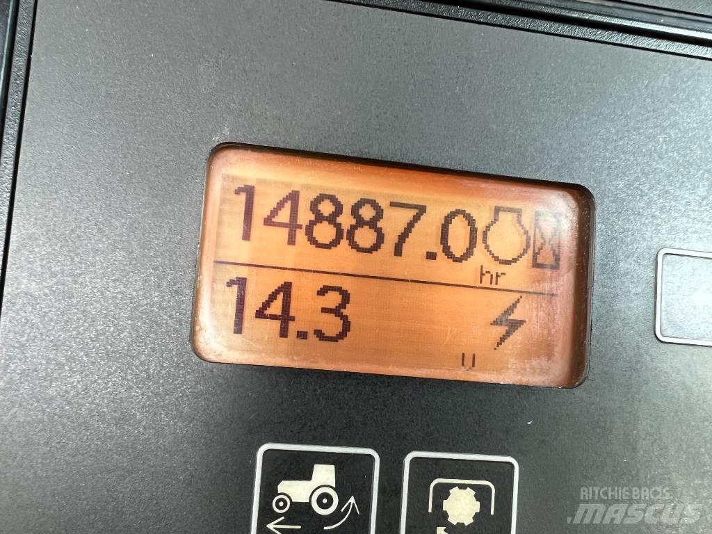John Deere 8230 트랙터