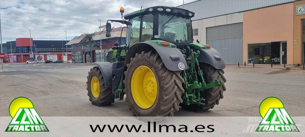 John Deere 6215 R 트랙터