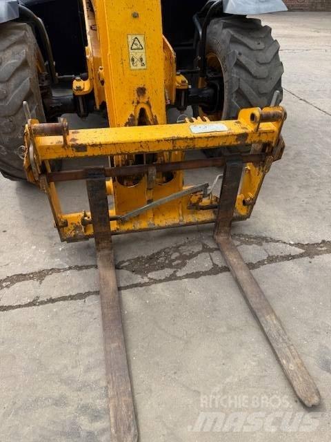 JCB 531-70 텔러 핸들러