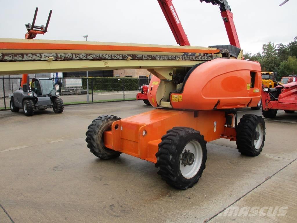 JLG 660 SJ (881) 관절형 전동이동 리프트