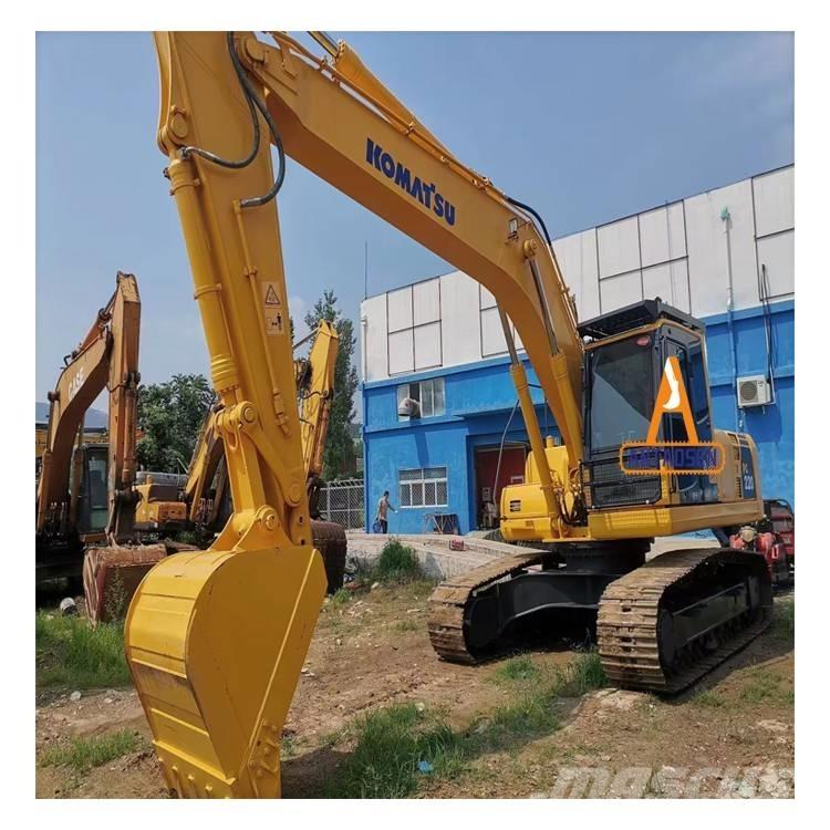 Komatsu PC 220-8 대형 굴삭기 29톤 이상