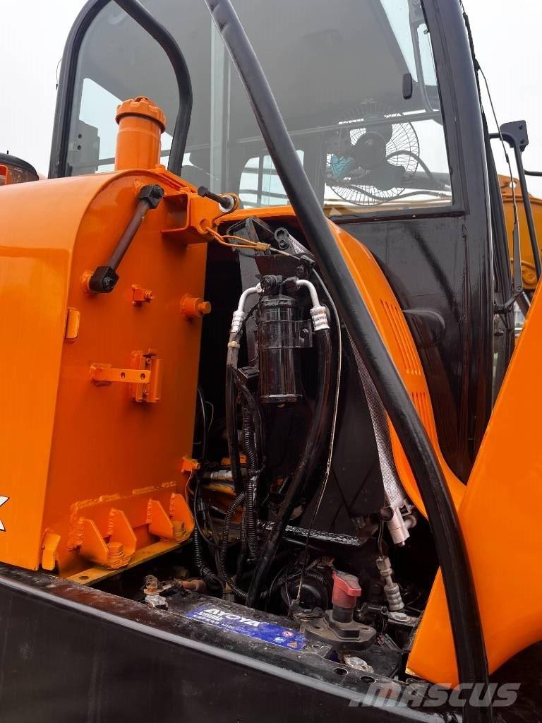 Hyundai Robex 60 W-9  휠 굴삭기