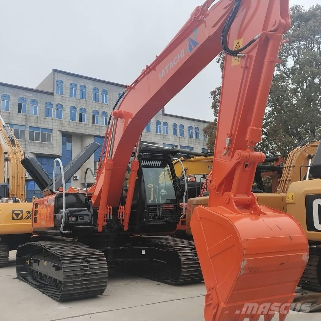 Hitachi ZX 200 대형 굴삭기 29톤 이상