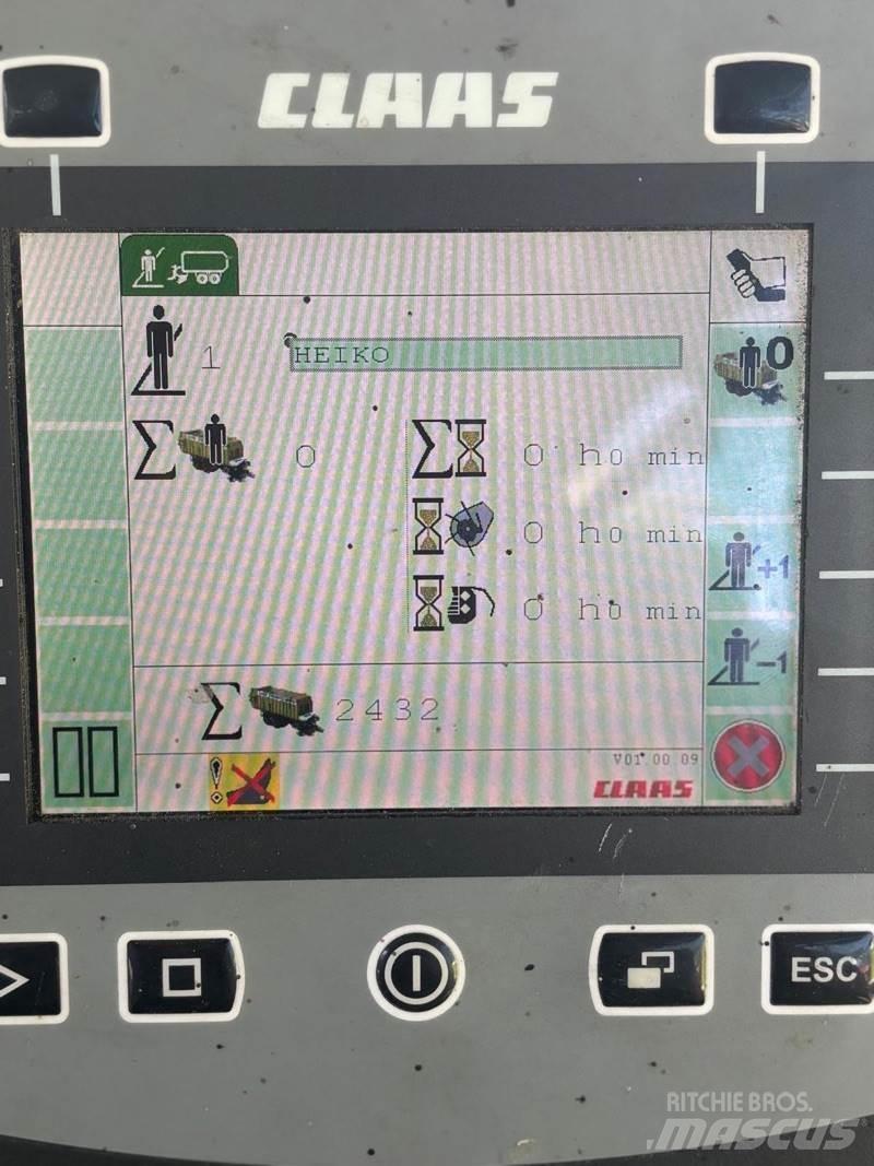 CLAAS Quantum 4700 자동 적재 트레일러