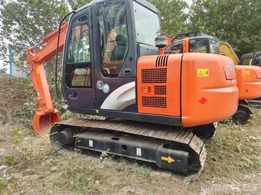 Hitachi ZX 70 중형굴삭기 7톤-28톤