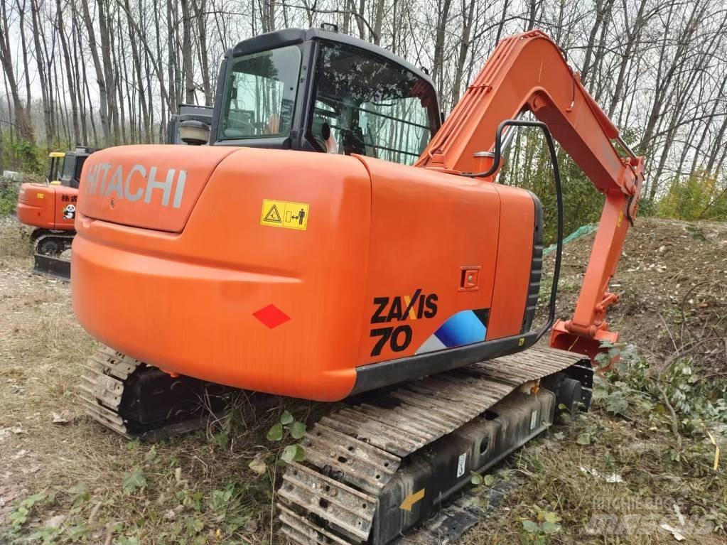 Hitachi ZX 70 중형굴삭기 7톤-28톤