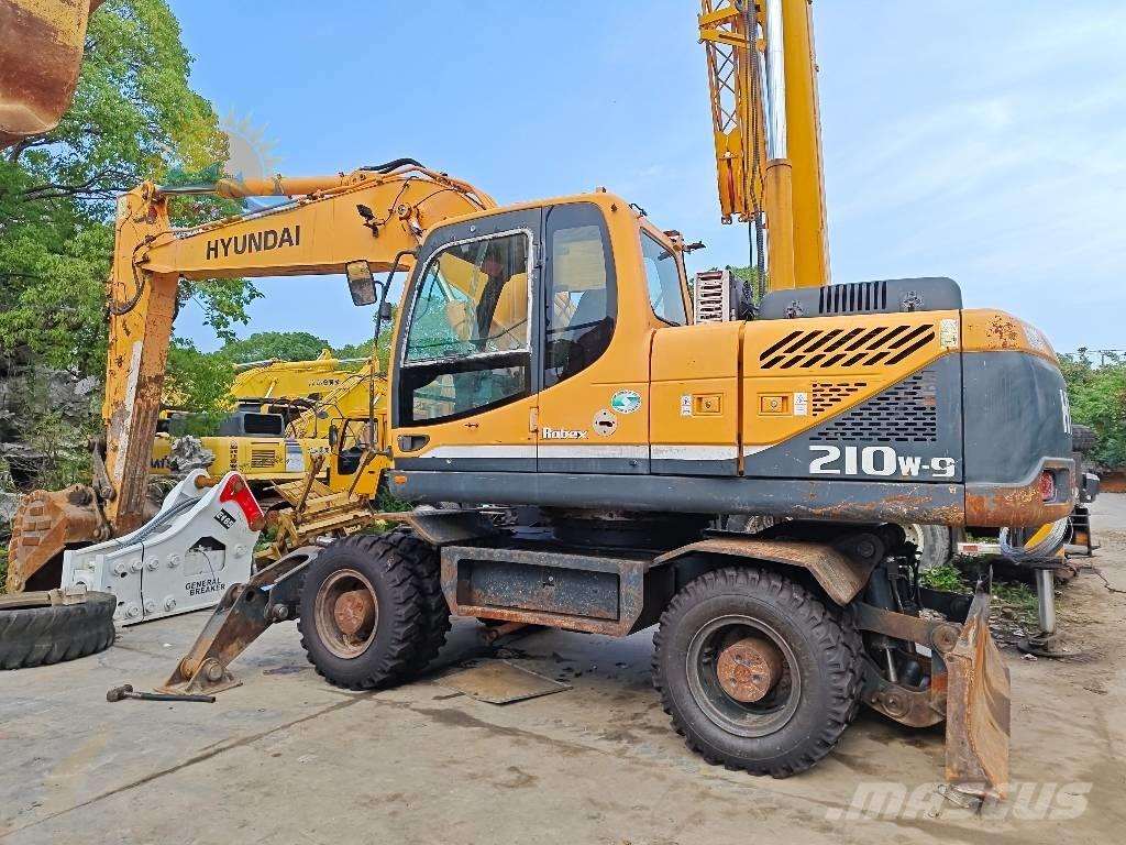 Hyundai Robex 210W-9  휠 굴삭기