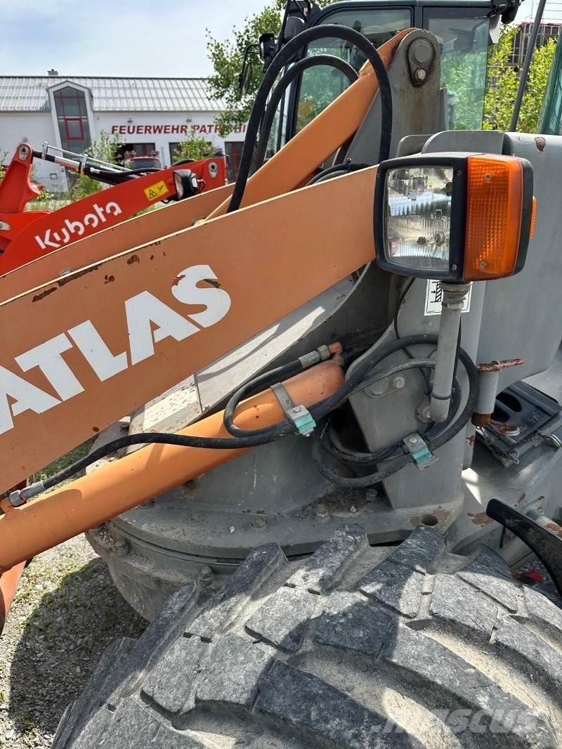 Atlas AR75S  휠로우더