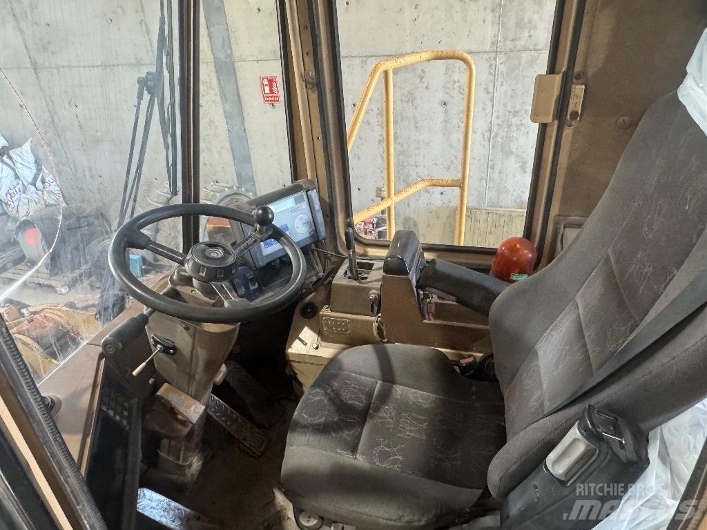 CAT 966 F  휠로우더