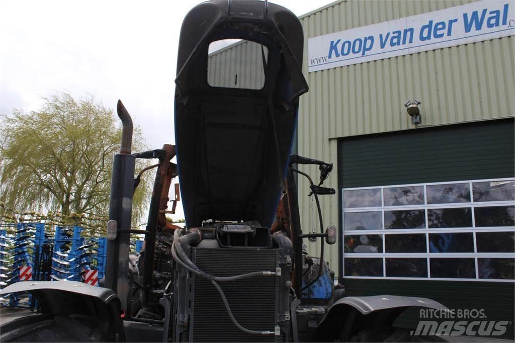 New Holland T7030 트랙터
