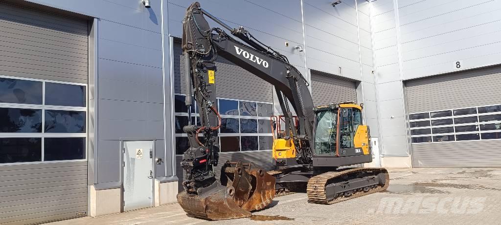 Volvo ECR235EL 대형 굴삭기 29톤 이상