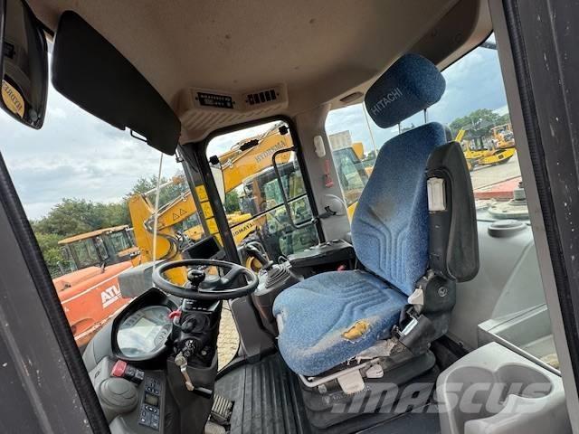 Hitachi ZW 180  휠로우더