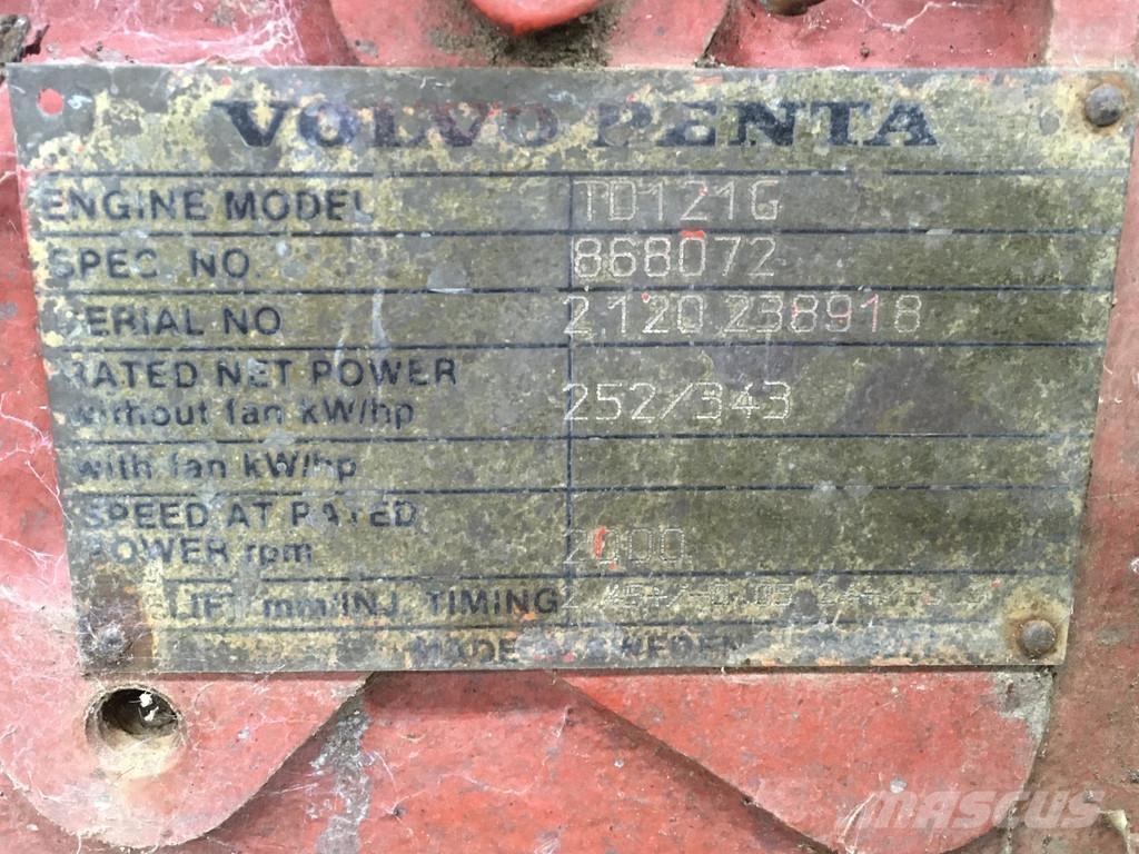 Volvo TD121G USED 엔진