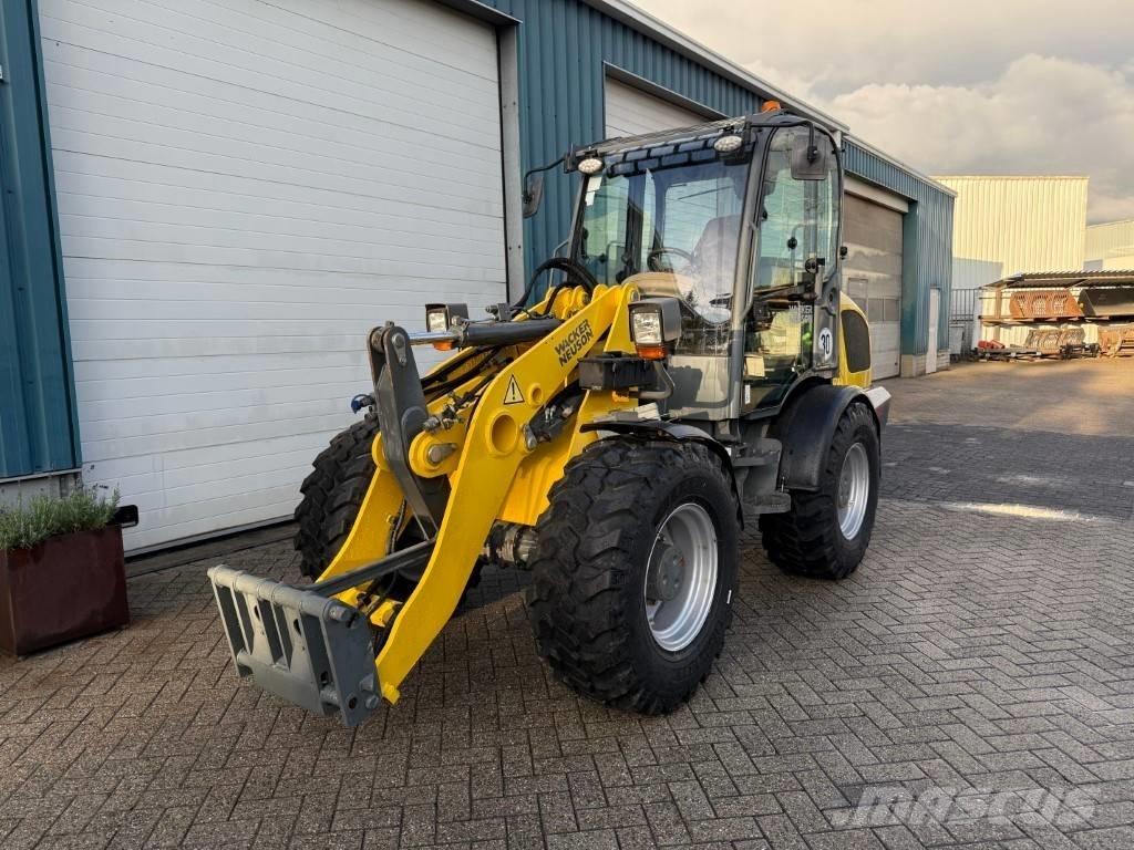 Wacker WL52  휠로우더