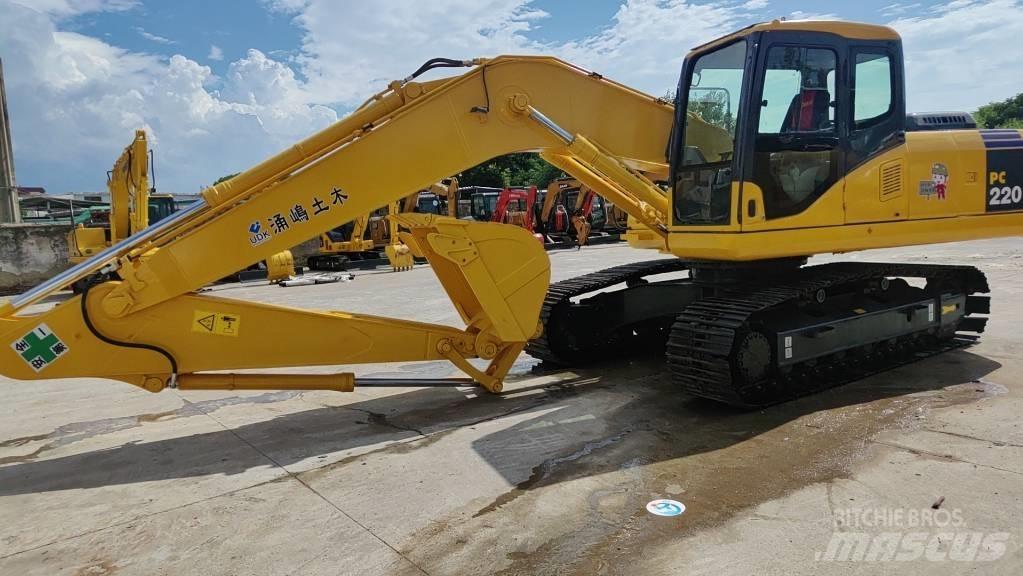 Komatsu pc220-7 대형 굴삭기 29톤 이상