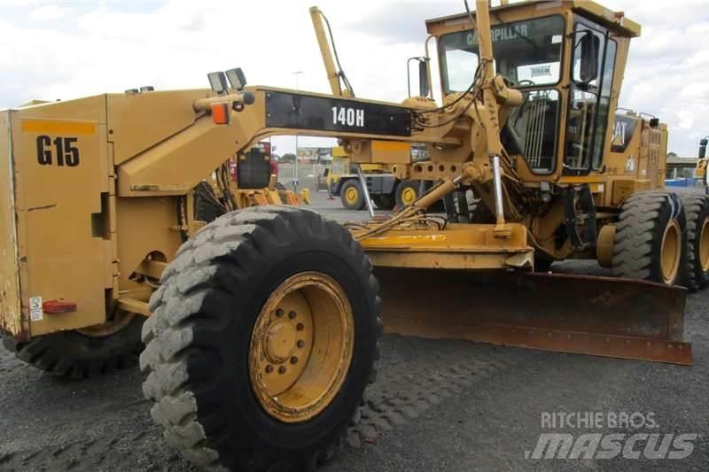 CAT 140H 그레이더