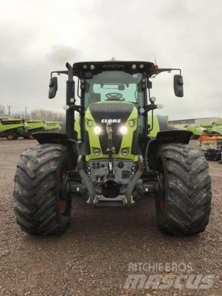 CLAAS AXION 810 트랙터