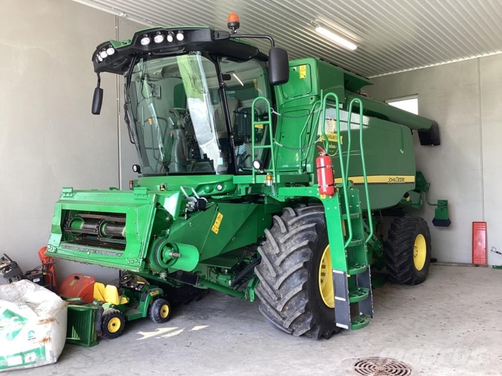John Deere W540 콤바인 수확기