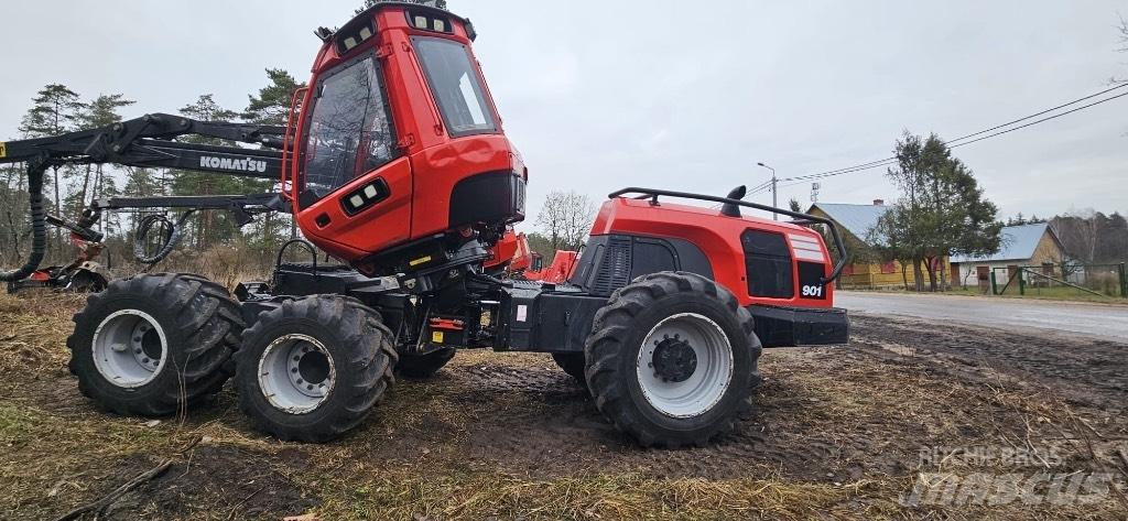 Komatsu 901 원목 하베스터