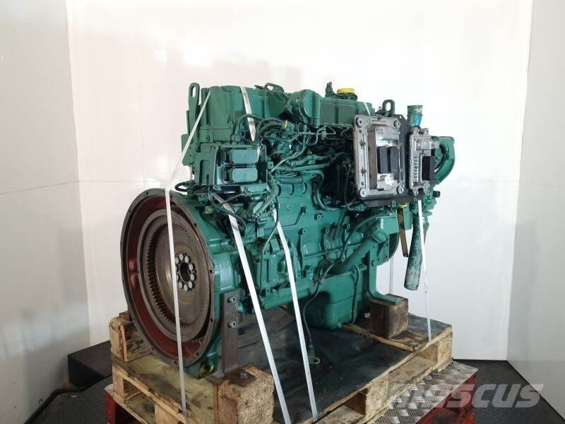 Volvo D8J 엔진
