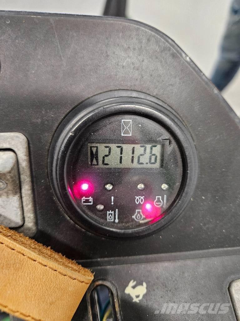 John Deere 8800 탑승형 잔디깎기