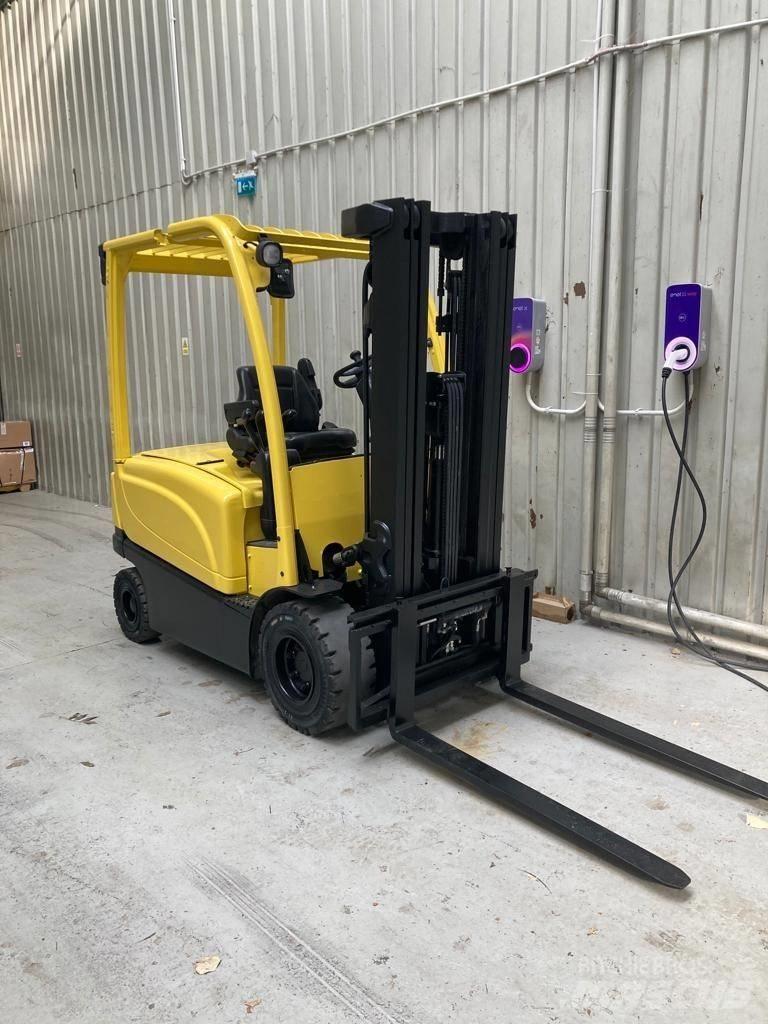 Hyster J2.5XN 전동 지게차