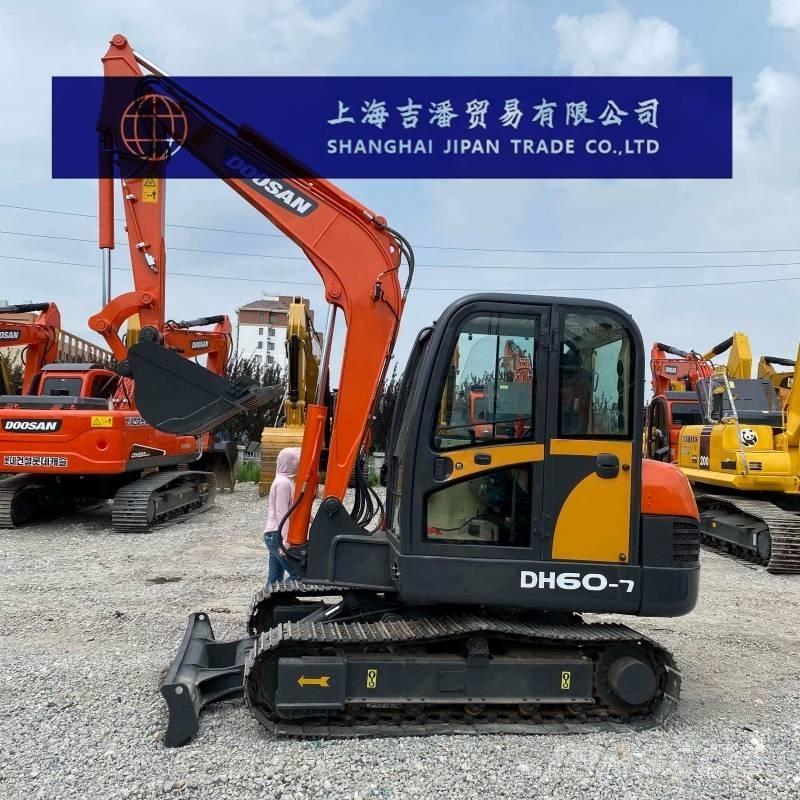 Doosan DH 60 대형 굴삭기 29톤 이상