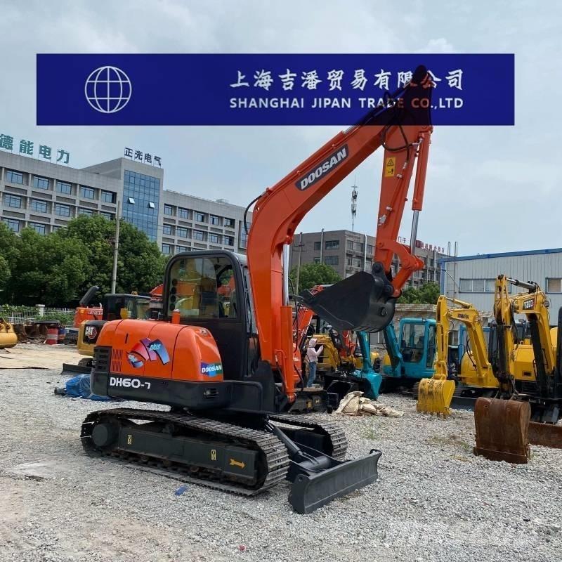 Doosan DH 60 대형 굴삭기 29톤 이상
