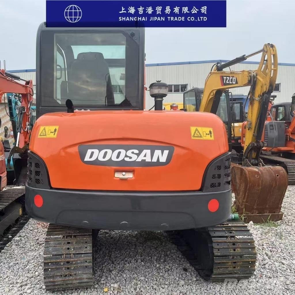Doosan DH 60 대형 굴삭기 29톤 이상