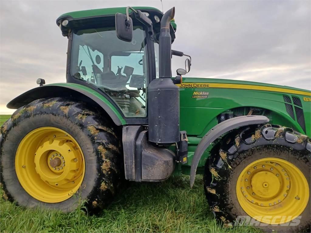 John Deere 8335R 트랙터