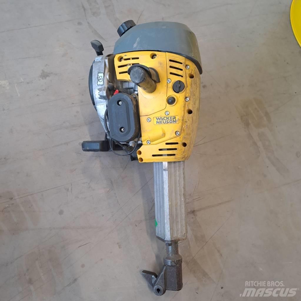 Wacker Neuson BH55 탬퍼