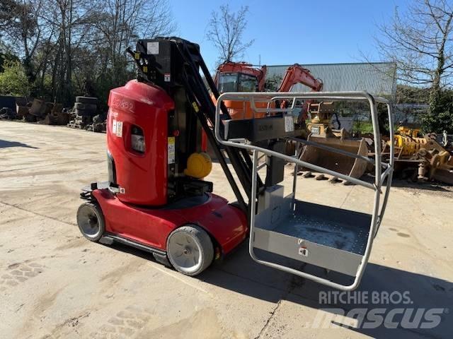 Manitou 100 VJR 인원/화물 앨리베이터