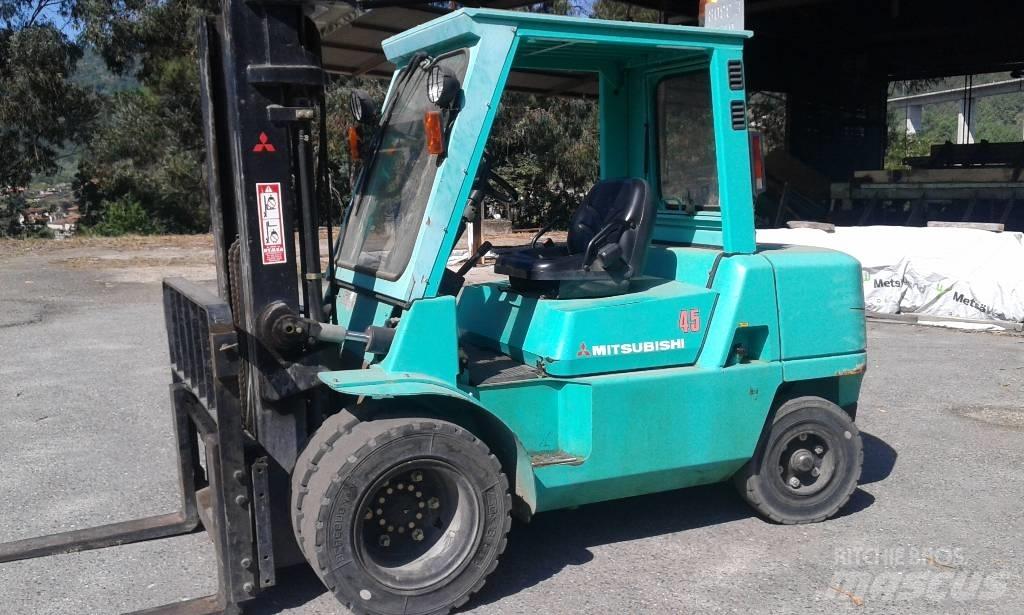 Mitsubishi FD45K2 디젤 지게차