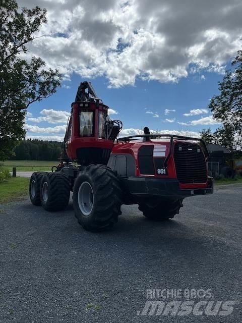 Komatsu 951 원목 하베스터