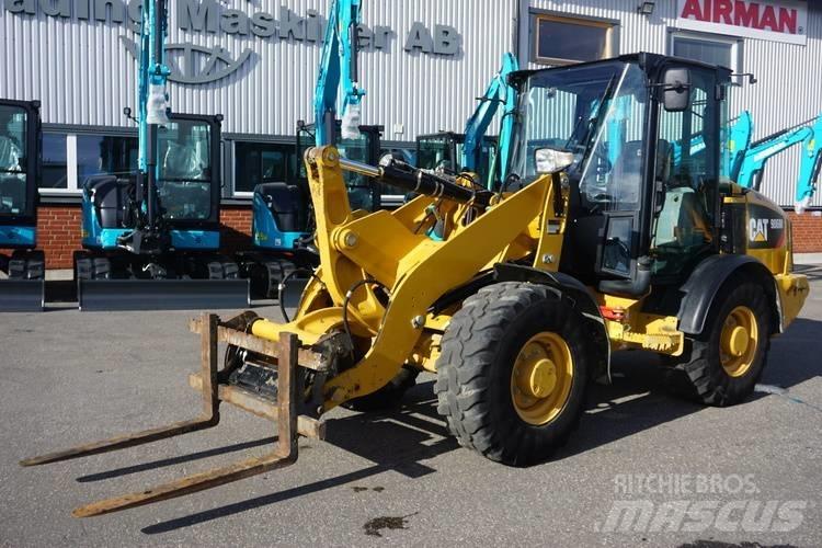 CAT 906M *Uthyres*  휠로우더