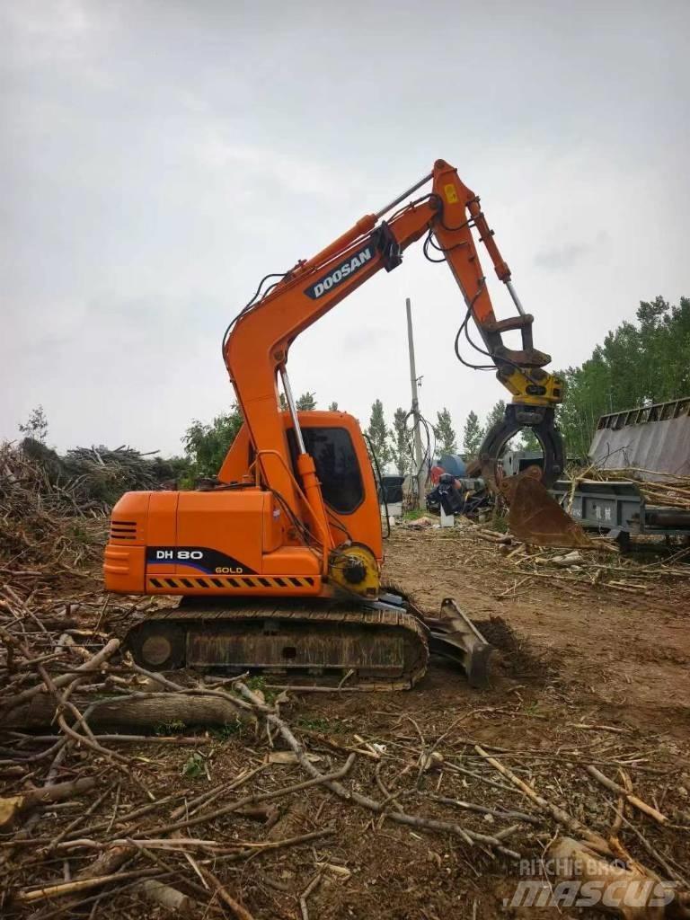 Doosan DH80 대형 굴삭기 29톤 이상
