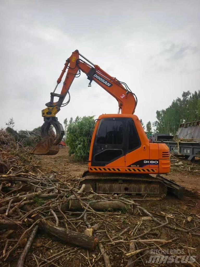 Doosan DH80 대형 굴삭기 29톤 이상